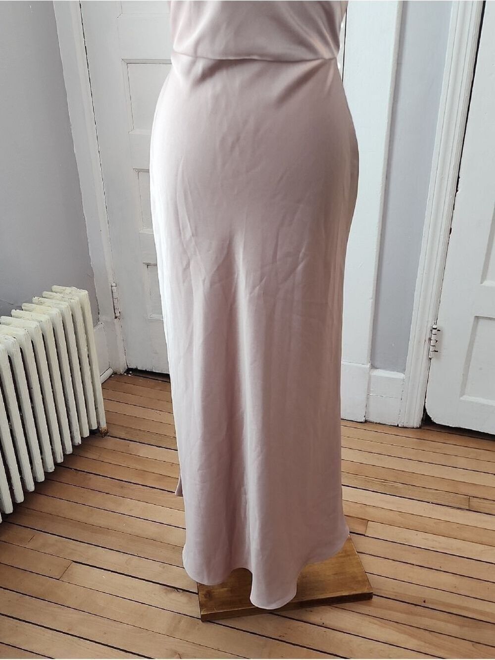 Jenny Yoo Marla Dress Luxe Satin Prom Bridesmaid Dress- Prosecco, Size 6 - Picture 7 of 16